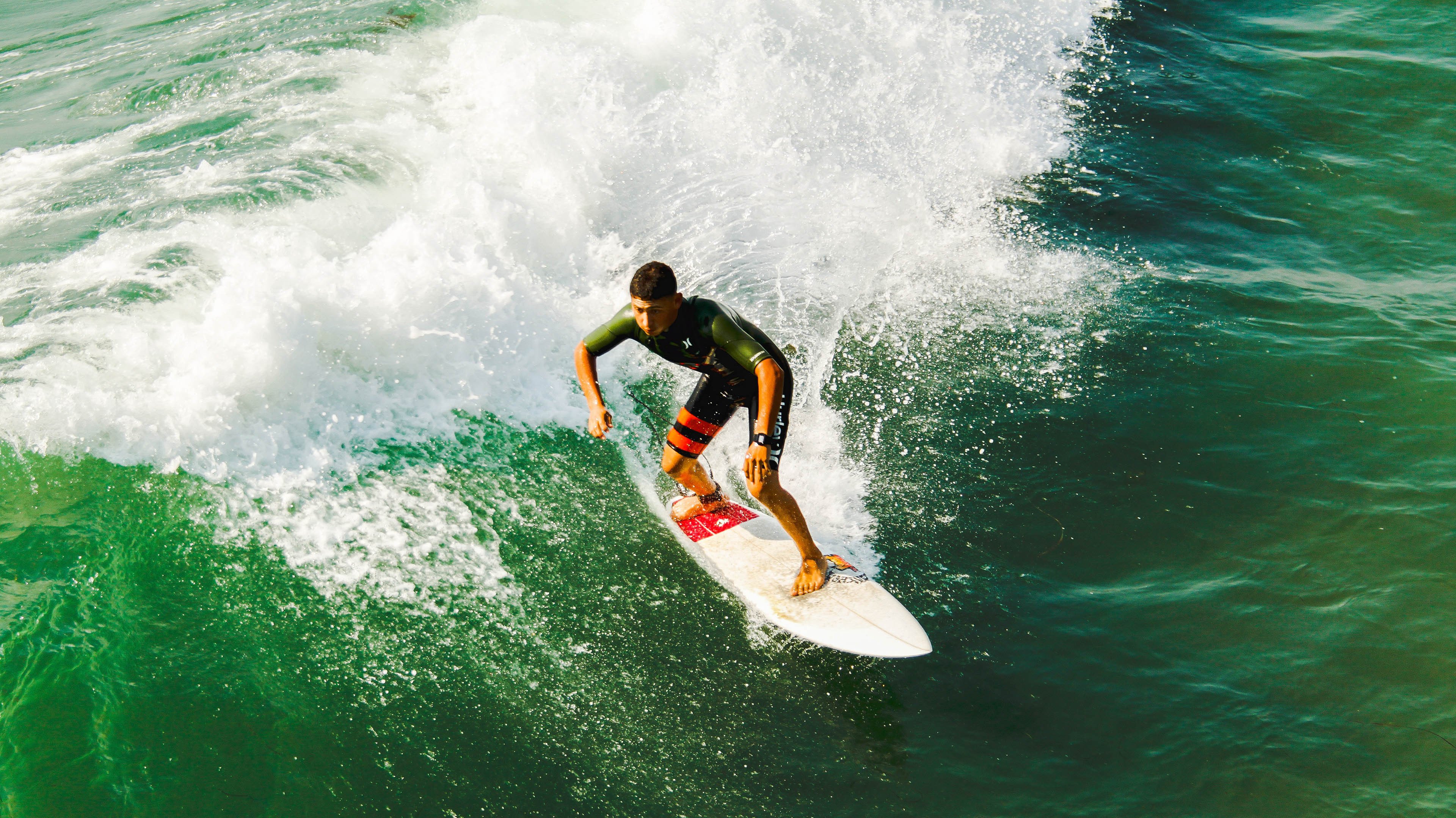 斗牛士军团完美开局，卡塞米罗里程碑之夜改写欧洲杯格局